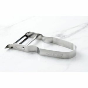 Eplucheur rasoir Castor : l'outil idéal pour des légumes parfaitement pelés !